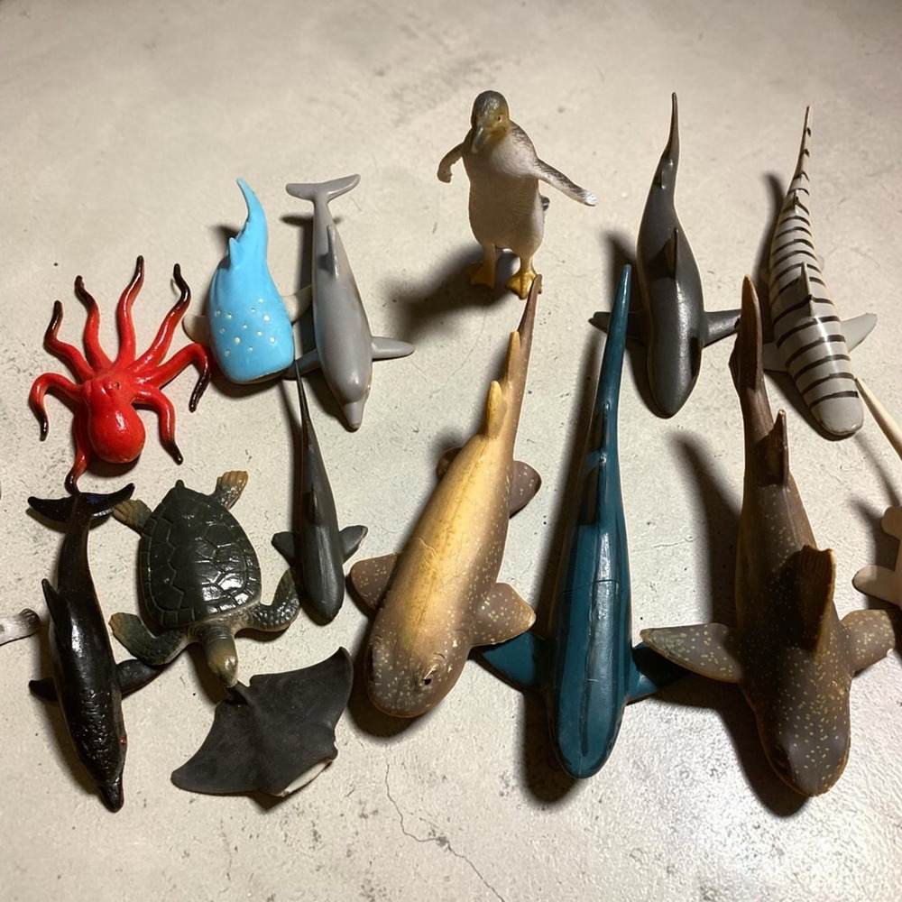 Marine Animal Figure LOT Sharks‎ Octopus Turtle Sting Ray PVC Some vintage